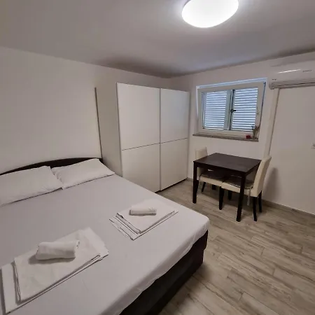 Apartment Studio *